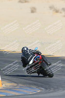 media/Dec-05-2024-Racers Edge (Thu) [[e102e0690b]]/3-B Group/Session 1 Turn 8 Backside/